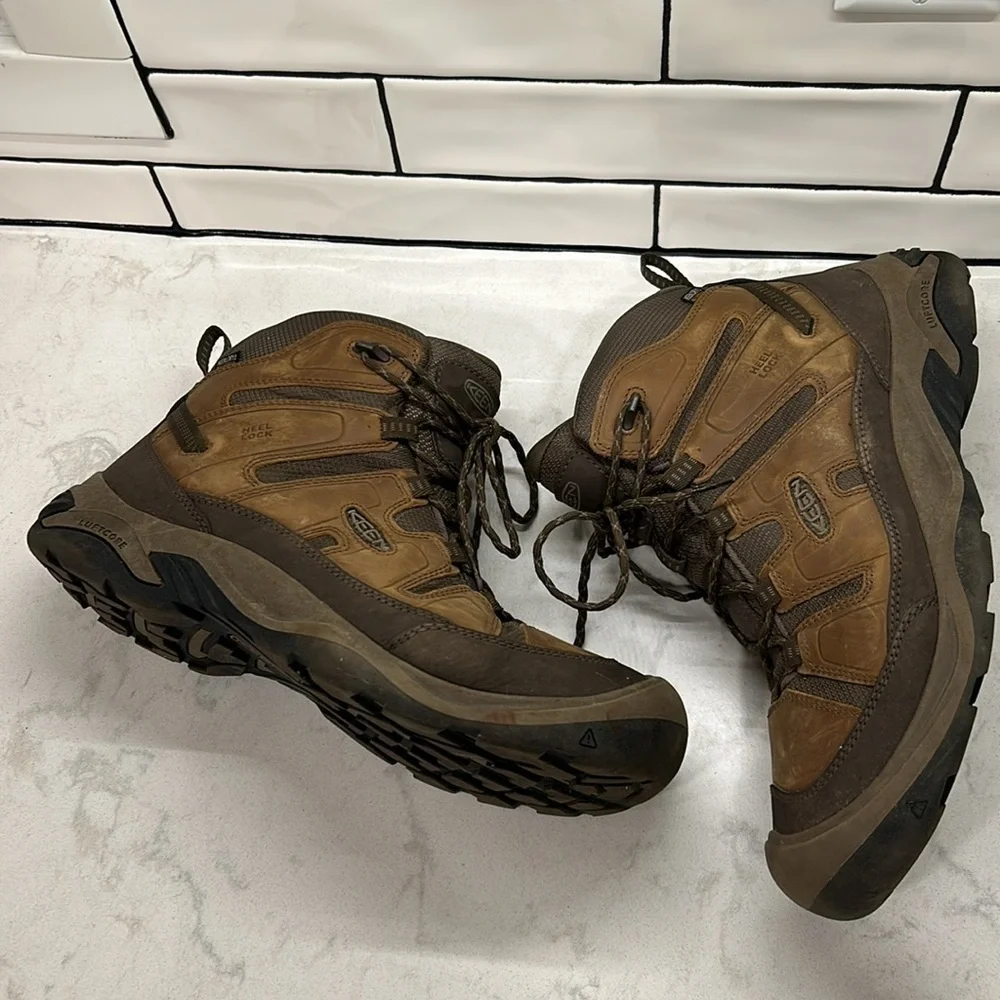 Keen men circadia